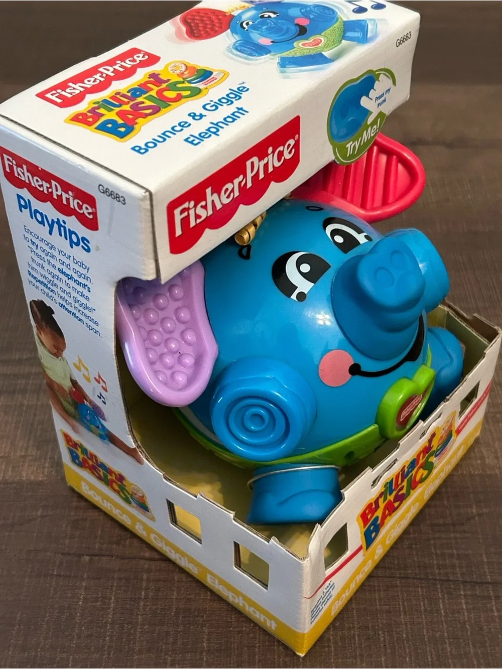 Vintage Fisher Price Bounce & Giggle Elephant Brilliant Basics 6M+ 2004 NOS
